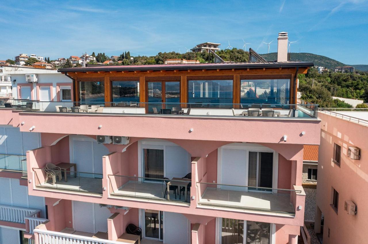 Dreamsea Apartment Utjeha Bagian luar foto